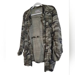 Torrid 2x lightweight army print jacket